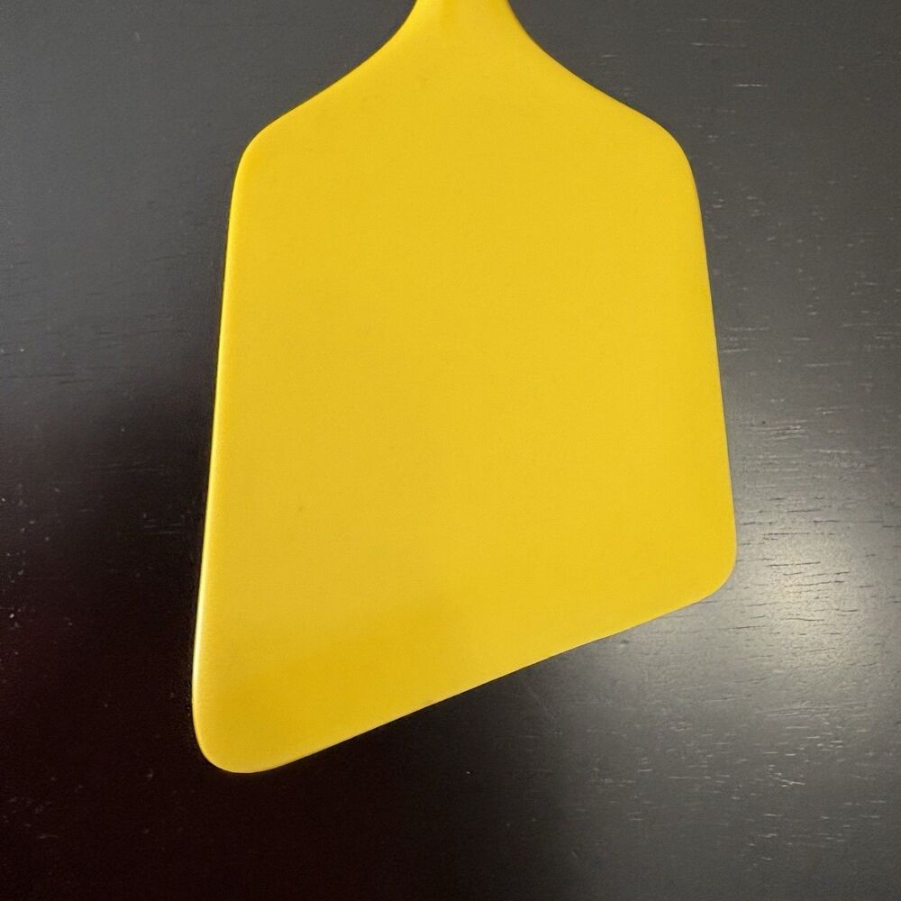 Vtg Yellow Melamine 15.75” Solid Spatula Turner Flipper Slanted Angled #644